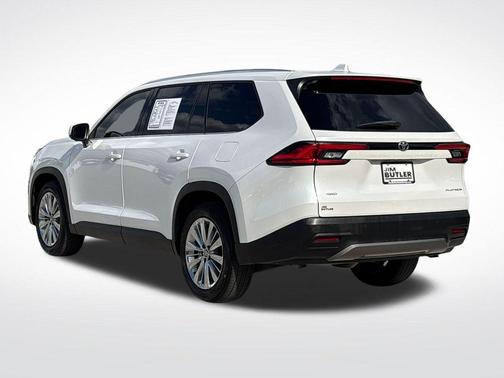 Pearl 2024 Toyota Grand Highlander