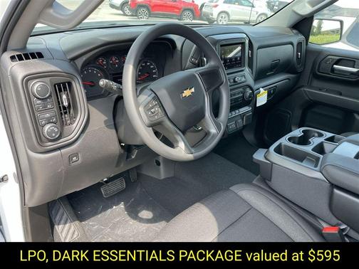 2025 Chevrolet Silverado 1500 Custom