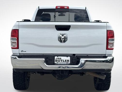 Bright White Clearcoat 2022 RAM 2500 Tradesman