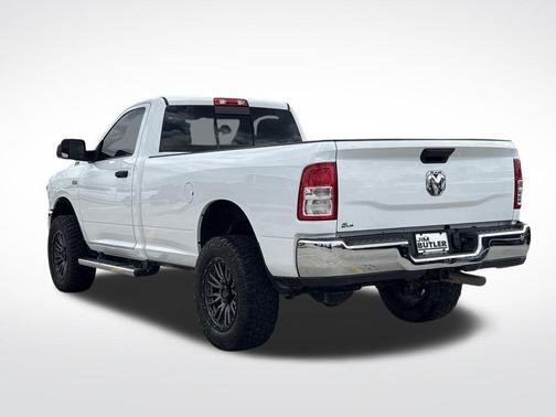Bright White Clearcoat 2022 RAM 2500 Tradesman