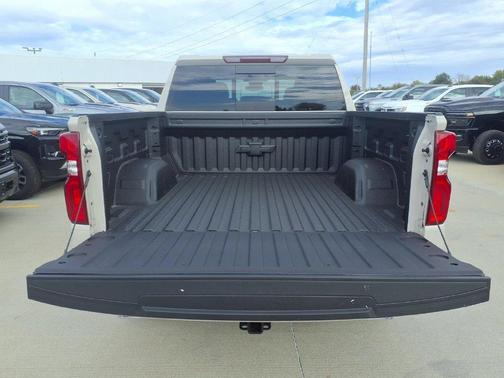 White Sand 2026 Chevrolet Silverado 1500 RST