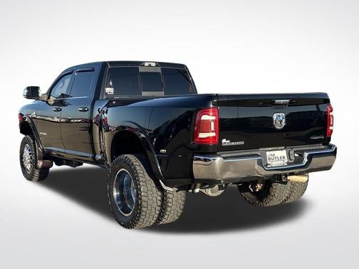 2021 RAM 3500 Laramie