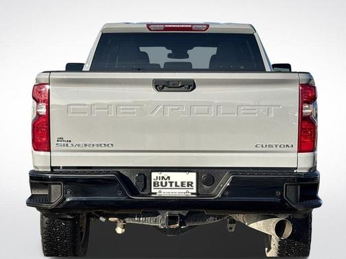 2024 Chevrolet Silverado 2500 Custom