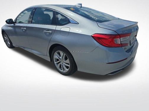 Lunar Silver Metallic 2018 Honda Accord LX