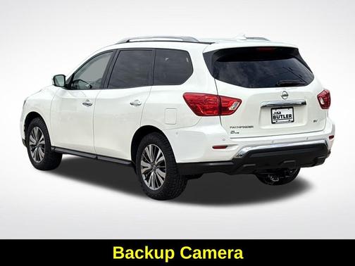 2019 Nissan Pathfinder SV
