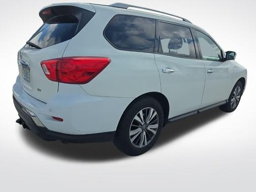 2019 Nissan Pathfinder SV