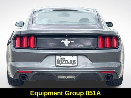 Magnetic 2016 Ford Mustang V6