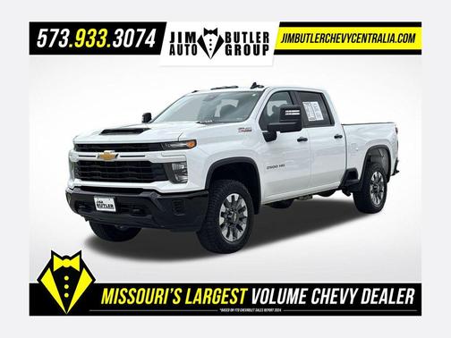 Summit White 2024 Chevrolet Silverado 2500 Custom