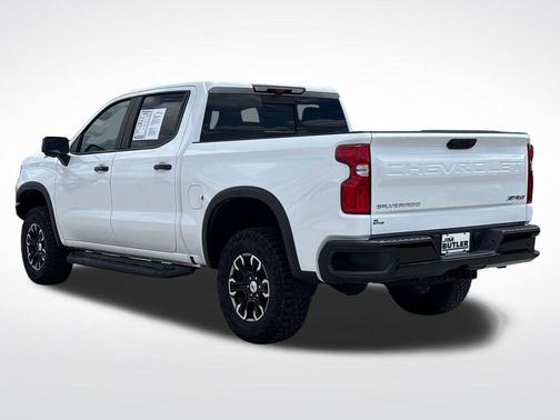 Summit White 2025 Chevrolet Silverado 1500 ZR2