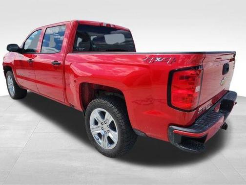 2018 Chevrolet Silverado 1500 Custom