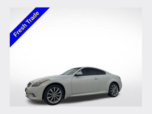 Moonlight White 2011 INFINITI G37x Base