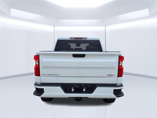 Summit White 2026 Chevrolet Silverado 1500 RST