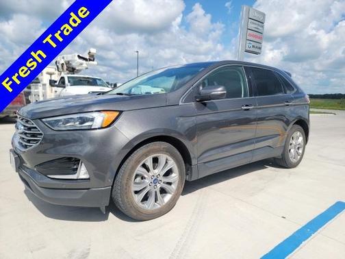 2019 Ford Edge Titanium
