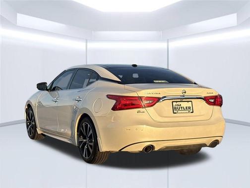 White 2018 Nissan Maxima 3.5 Platinum