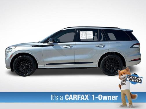 Radiance Metallic 2024 Lincoln Aviator Black Label AWD