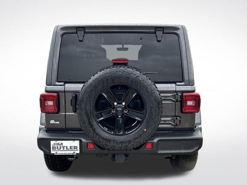 2022 Jeep Wrangler Unlimited Sahara Altitude