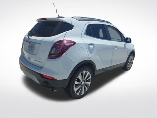 Summit White 2017 Buick Encore Preferred