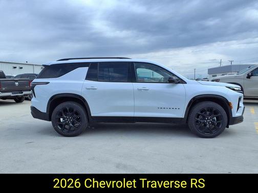 Polar White 2026 Chevrolet Traverse RS