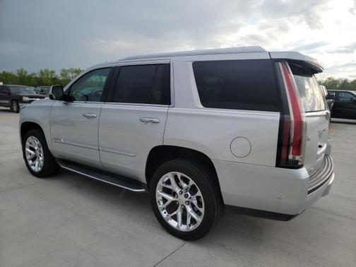 2017 Cadillac Escalade Luxury