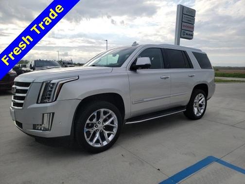 2017 Cadillac Escalade Luxury