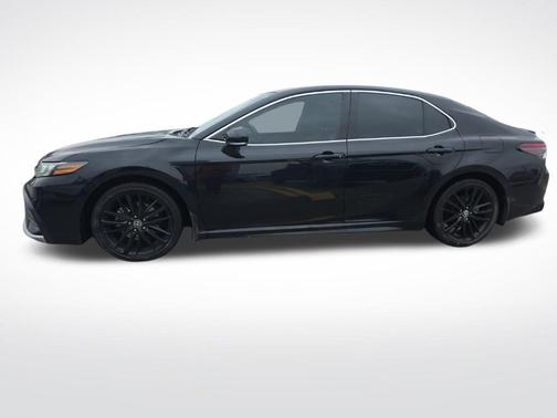 2023 Toyota Camry Hybrid XSE