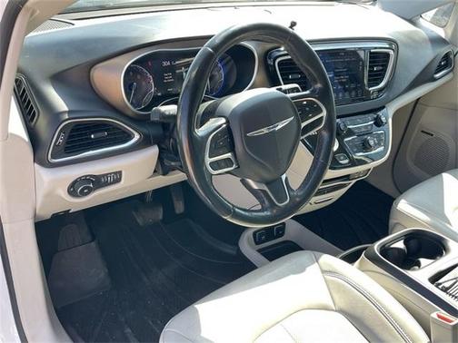2019 Chrysler Pacifica Touring-L Plus