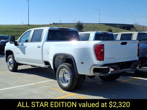 Summit White 2026 Chevrolet Silverado 3500 LT