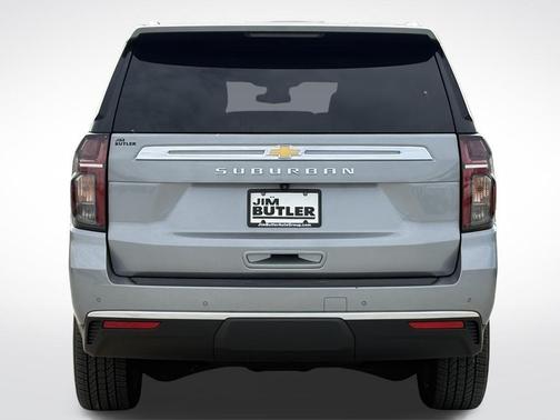 2024 Chevrolet Suburban LS