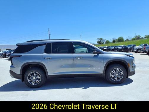 Sterling Gray Metallic 2026 Chevrolet Traverse LT