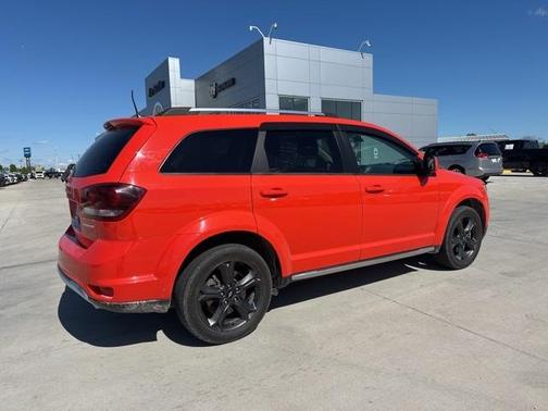 2018 Dodge Journey Crossroad