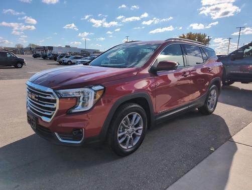 2024 GMC Terrain SLT