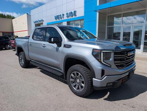 Sterling Metallic 2024 GMC Sierra 1500 AT4