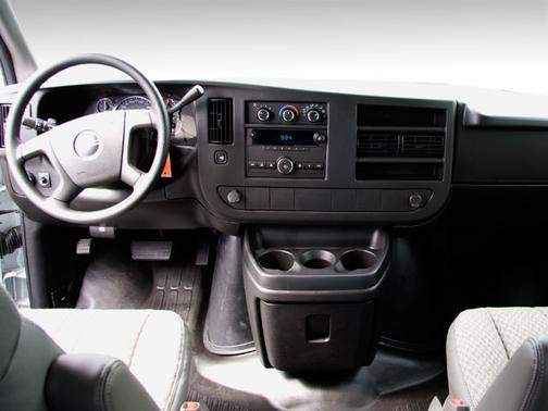 2010 GMC Savana 2500 Work Van