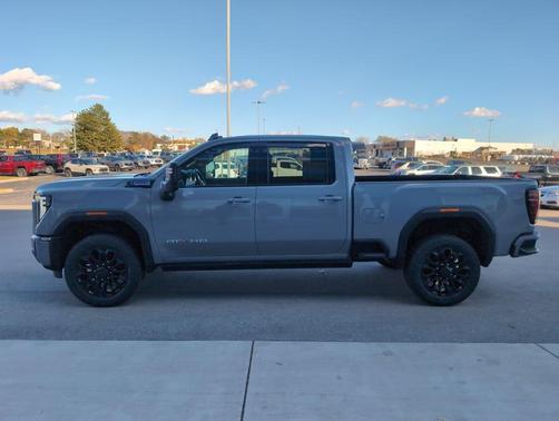 2024 GMC Sierra 2500 AT4