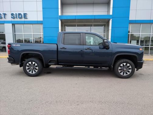 2022 Chevrolet Silverado 2500 Custom