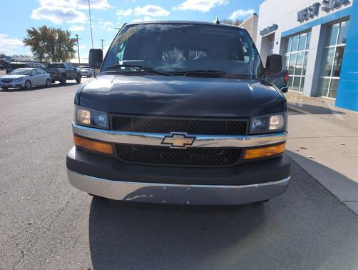 2016 Chevrolet Express 2500 LT