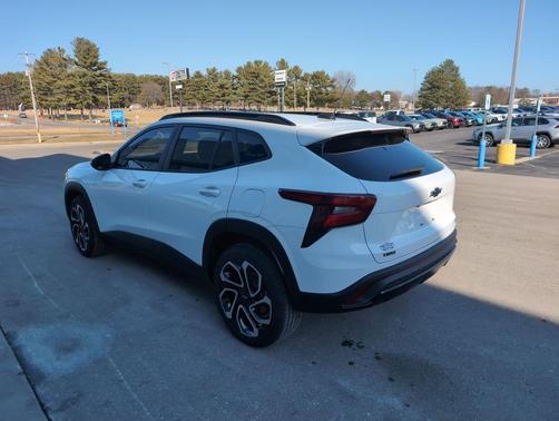 2025 Chevrolet Trax FWD 2RS