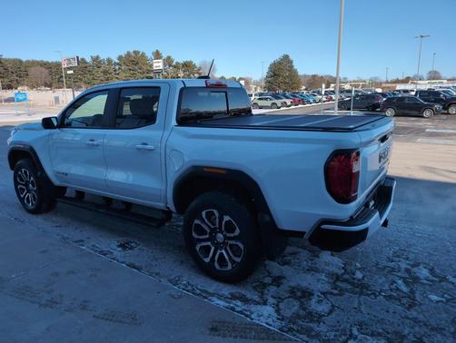 2023 GMC Canyon AT4