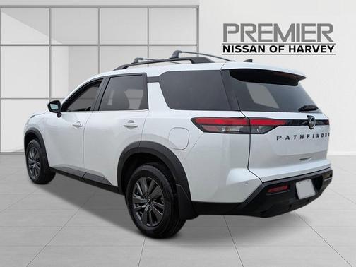 2026 Nissan Pathfinder SV