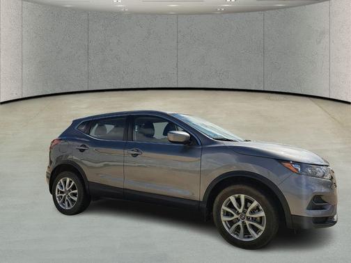 2022 Nissan Rogue Sport S