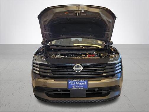 Canyon Bronze M 2025 Nissan Kicks S