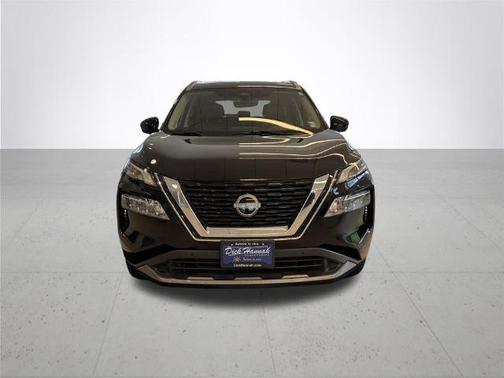 Black 2023 Nissan Rogue SL