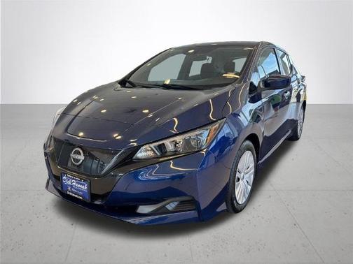 Deep Blue Pearl 2023 Nissan Leaf S