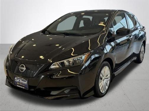 2023 Nissan Leaf S