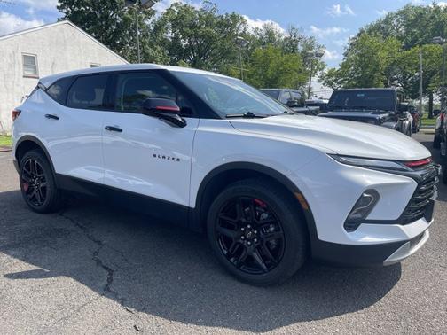 2023 Chevrolet Blazer LT W/2LT