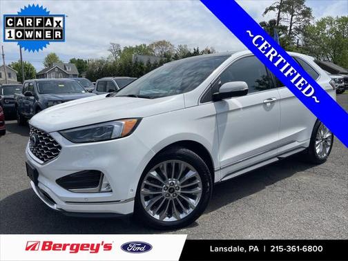 2022 Ford Edge Titanium