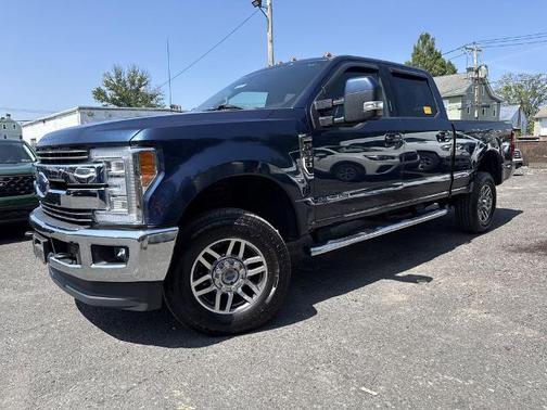 2018 Ford F-350 LARIAT SUPER DUTY