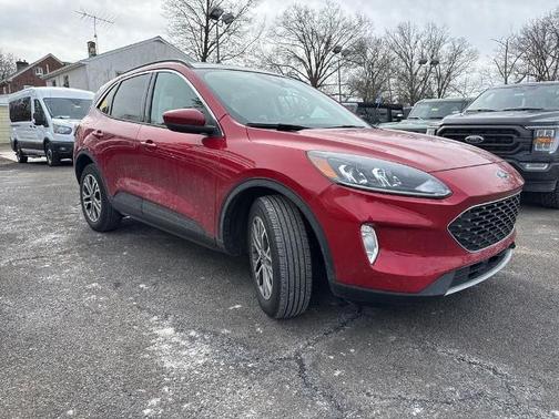 2022 Ford Escape SEL