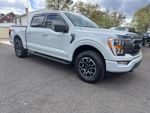 AVALANCHE 2023 Ford F-150 XLT