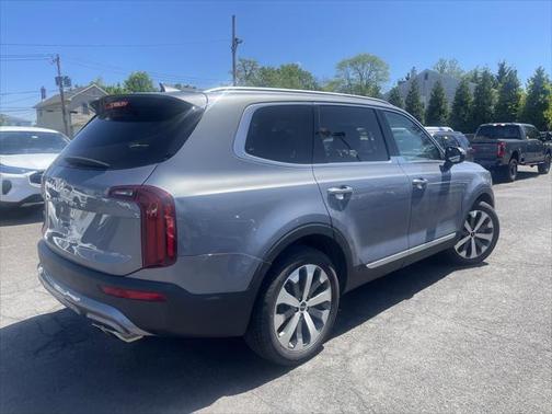 2022 Kia Telluride S